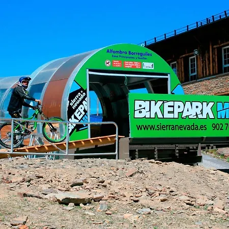 Direct Access To Tracks Holiday home Sierra Nevada